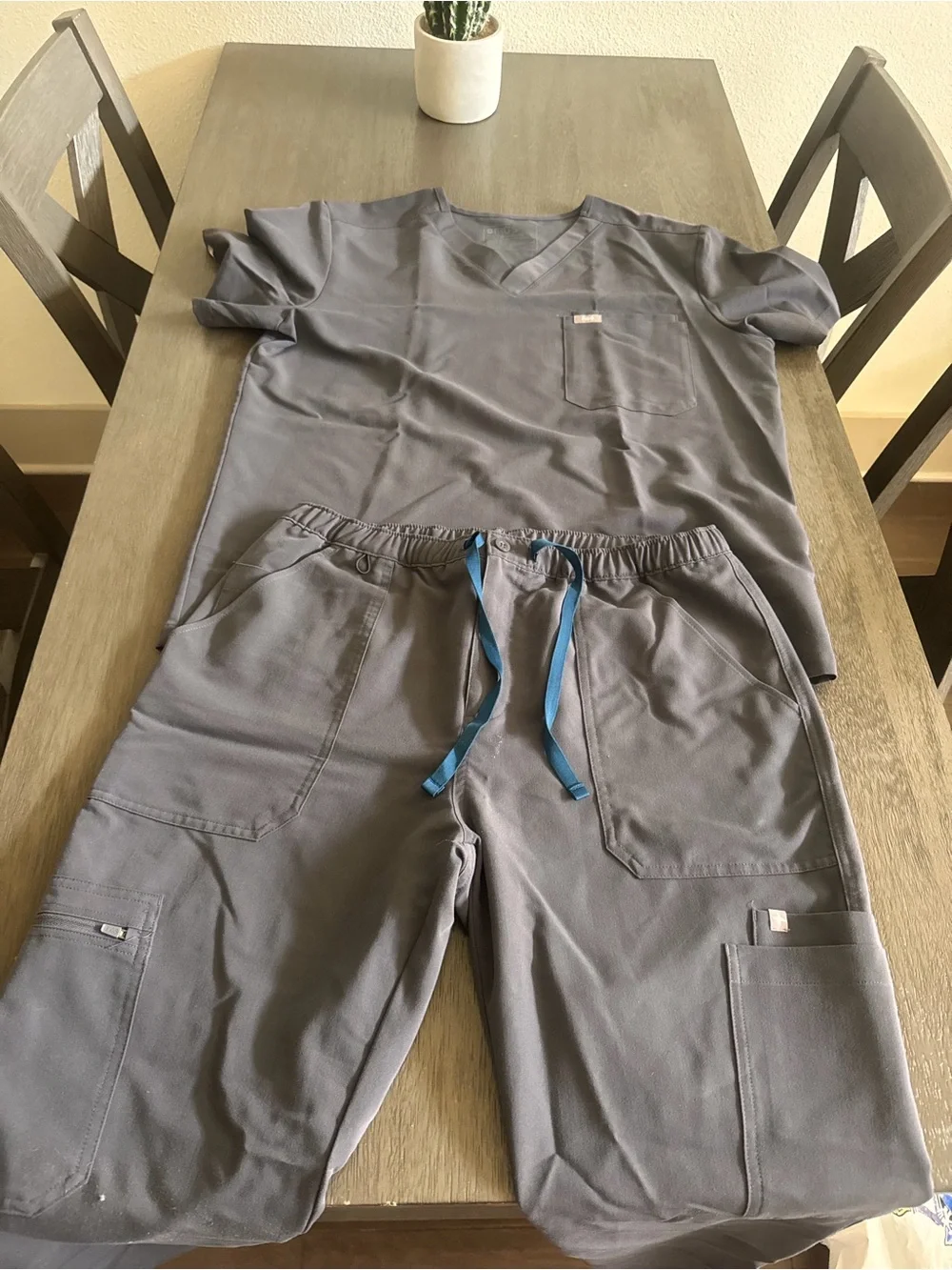 Figs Men's Gray Cargo Scrub Pants with Blue Drawstring